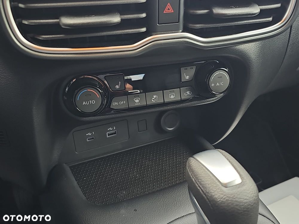 Nissan Juke 1.0 DIG-T Acenta DCT - 11