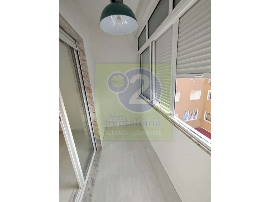 T1 com lugar de parqueamento - Grande imagem: 5/9