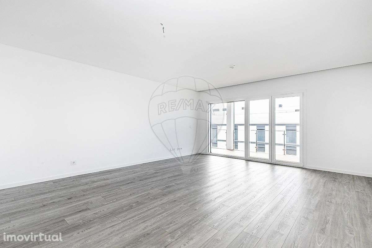 Apartamento T3 para arrendamento - Grande imagem: 2/36