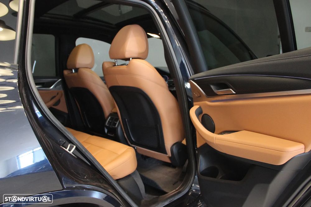 BMW iX3 M Sport Inspiring - 12