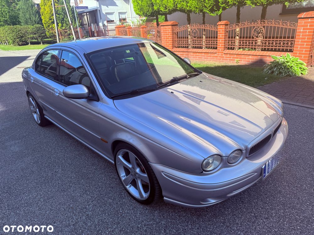 Jaguar X-Type 2.5 V6 4x4 Executive - 7