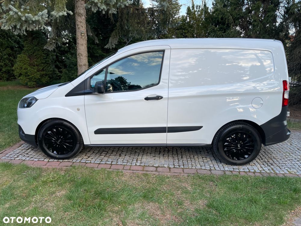 Ford Transit courier - 2