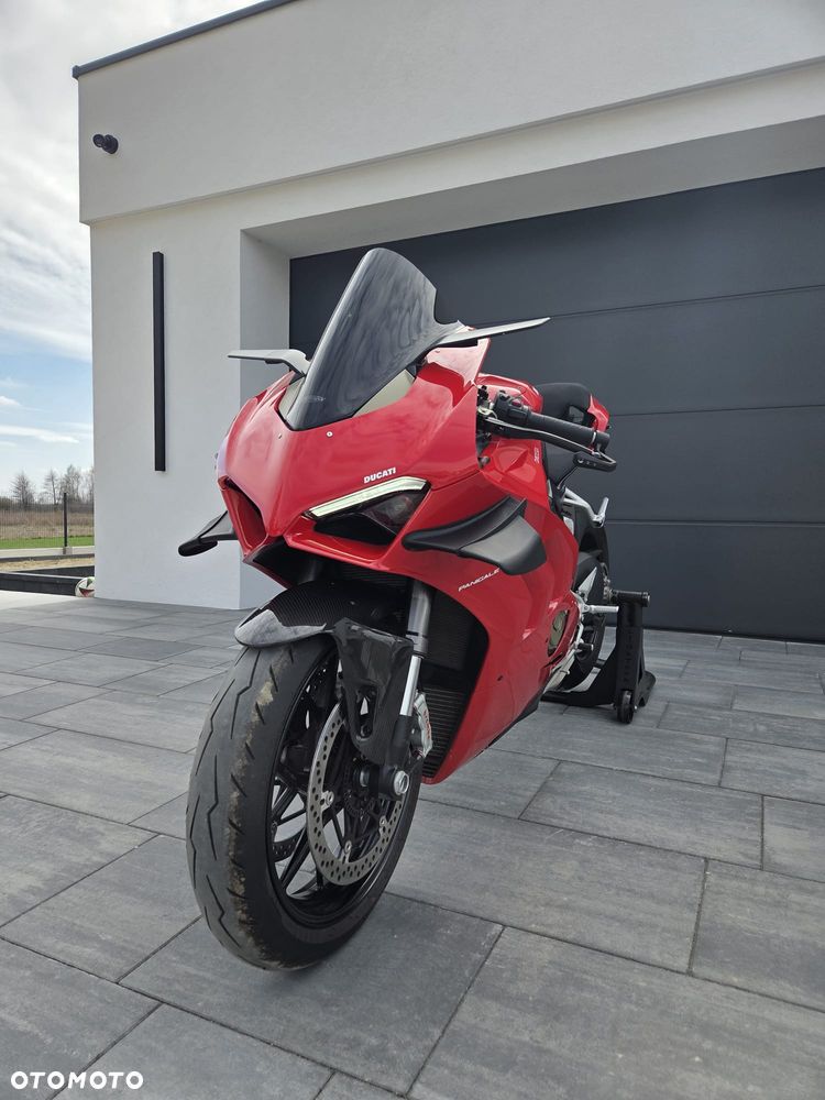 Ducati Panigale V4 - 1
