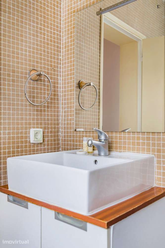 Apartamento com 1 quartos - localizado em Rossio Lisbon - Grande imagem: 3/21
