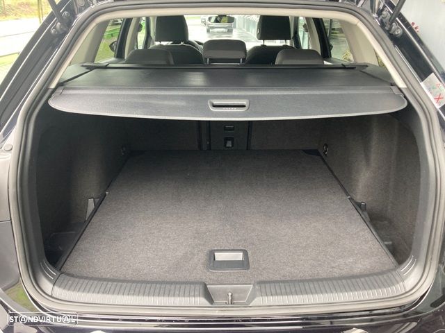 VW Golf Variant 2.0 TDi SCR DSG Style - 35