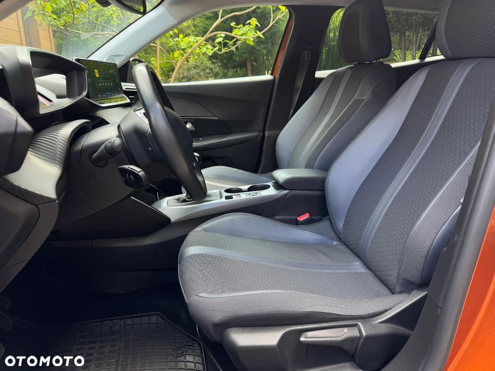Peugeot 2008 1.2 PureTech Allure Pack S&S - 13
