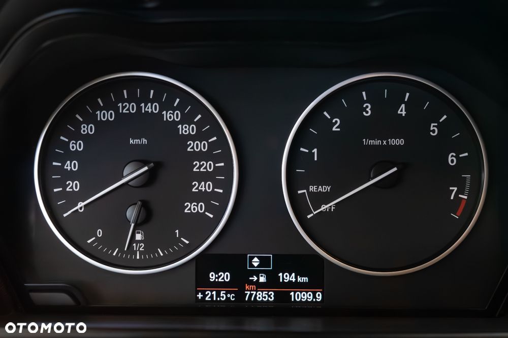BMW Seria 1 116i - 10
