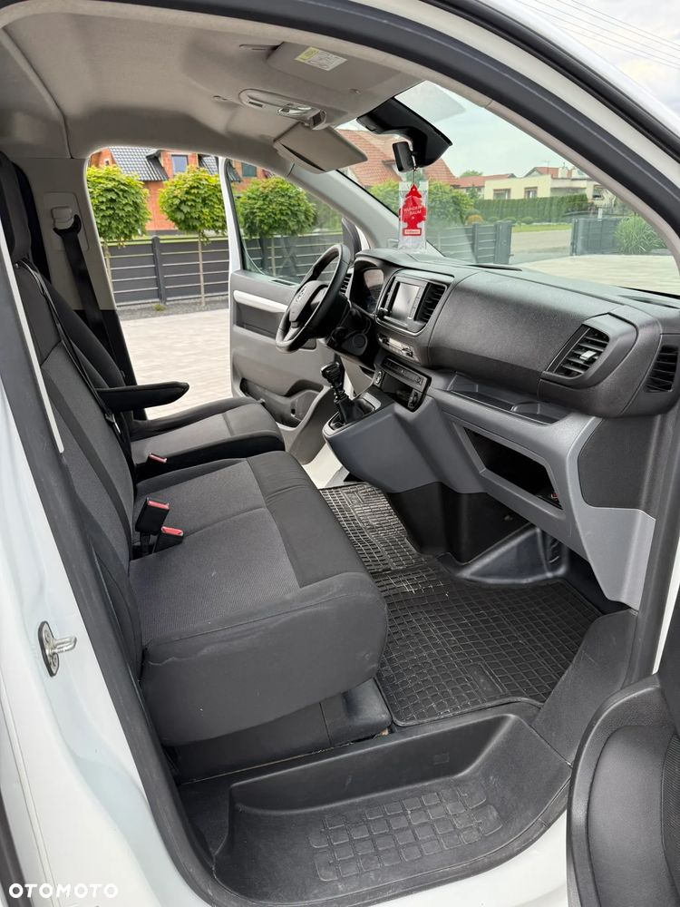Opel vivaro - 8