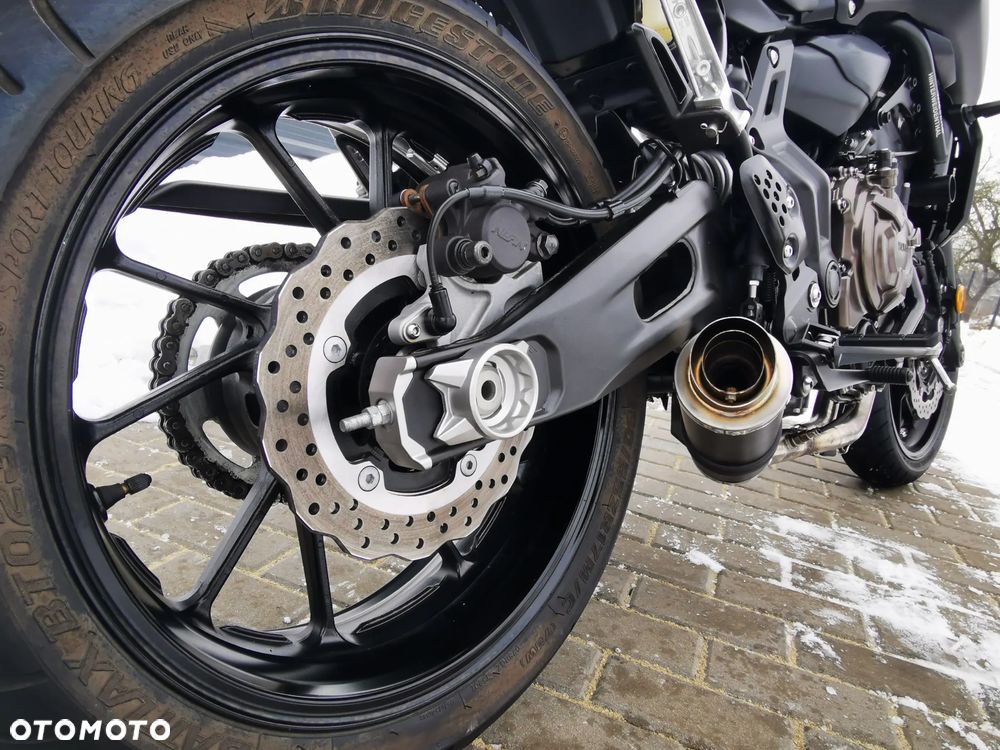 Yamaha MT - 8