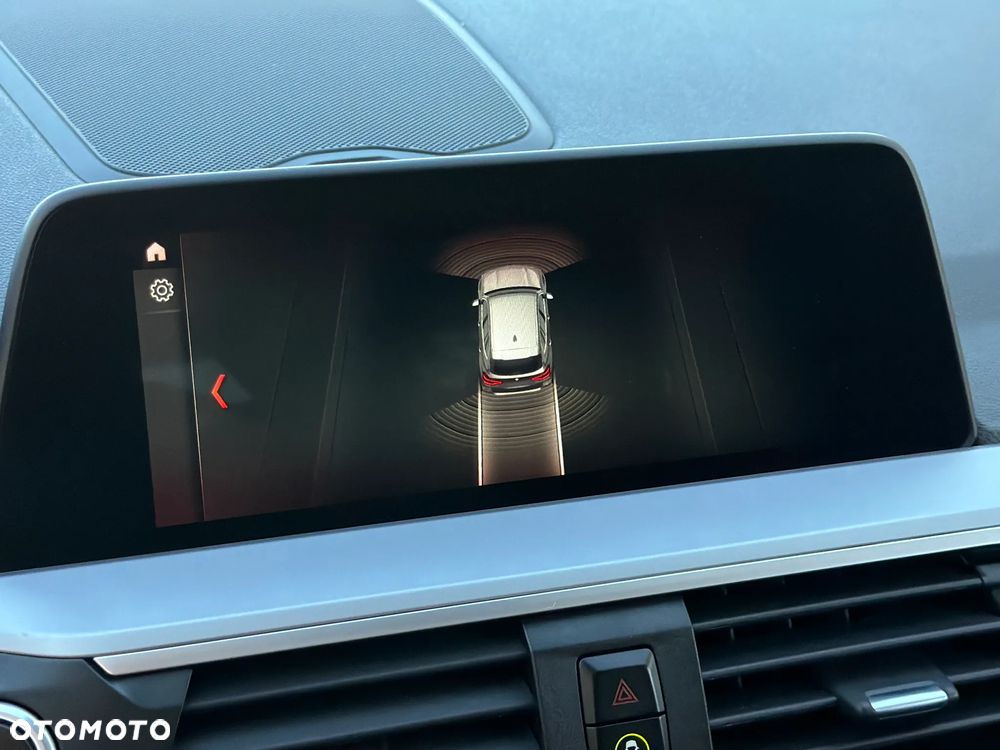 BMW X3 xDrive20i GPF Advantage - 16