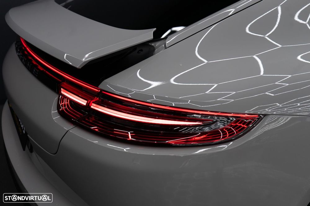Porsche Panamera 4 E-Hybrid - 21