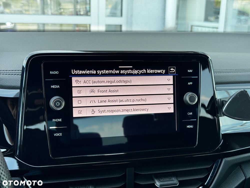 Volkswagen T-Roc 1.5 TSI R-Line DSG - 22