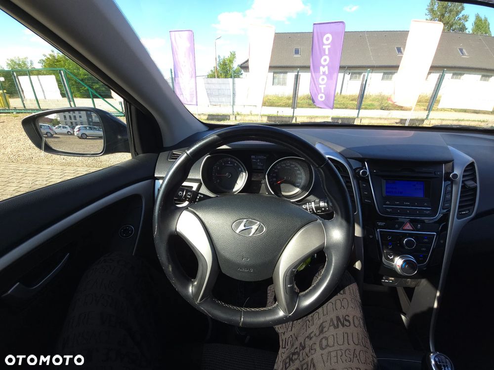 Hyundai i30 blue 1.4 Classic - 27
