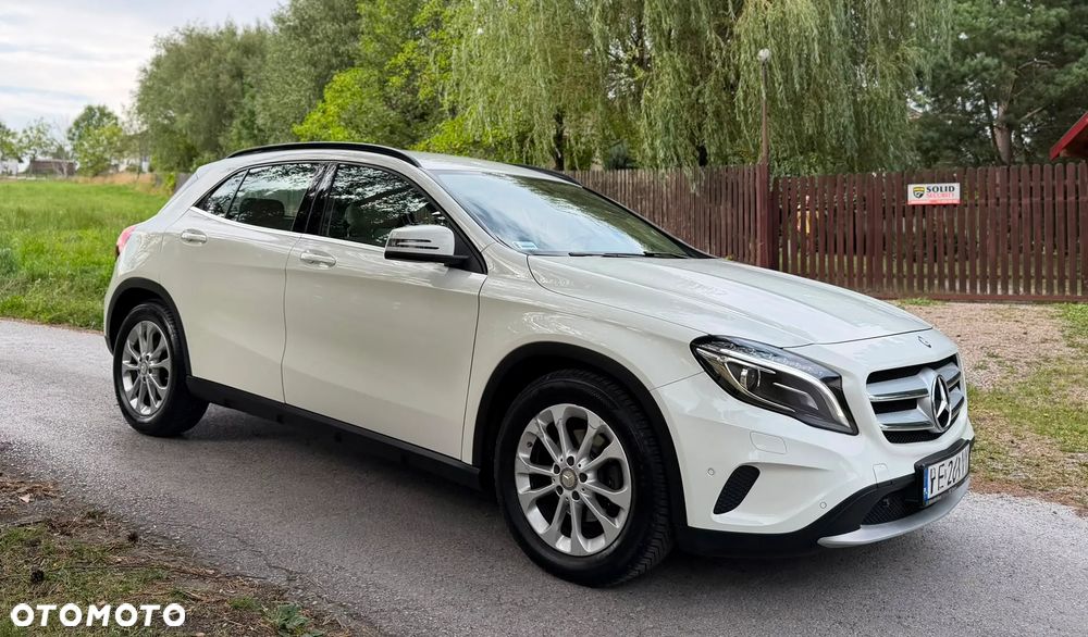 Mercedes-Benz GLA 200 7G-DCT Style - 5