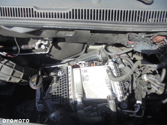 Volkswagen Transporter 6 - 11