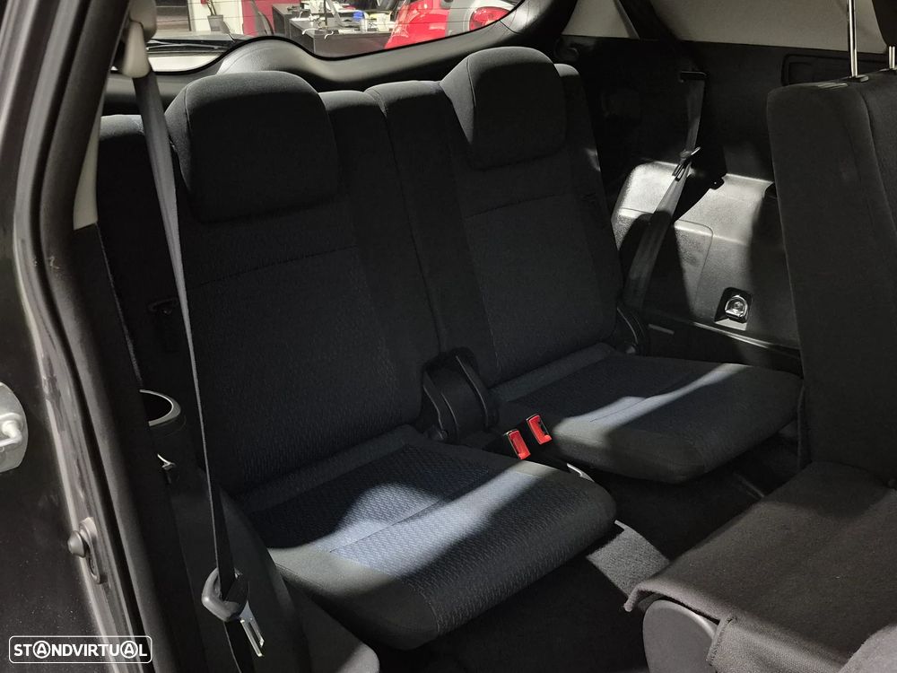Toyota Verso 1.6 D-4D Comfort - 34