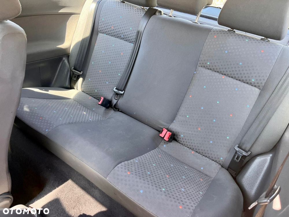 Volkswagen Polo - 11