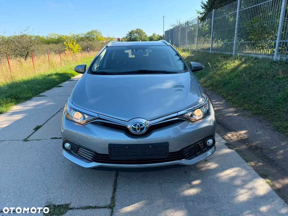 Toyota Auris 1.8 HSD Luna - 12