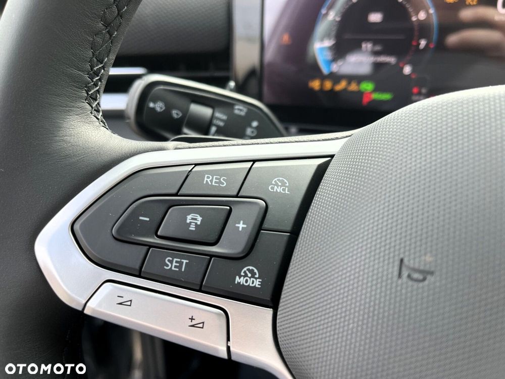 Volkswagen T-Roc 1.5 eTSI Life DSG - 15