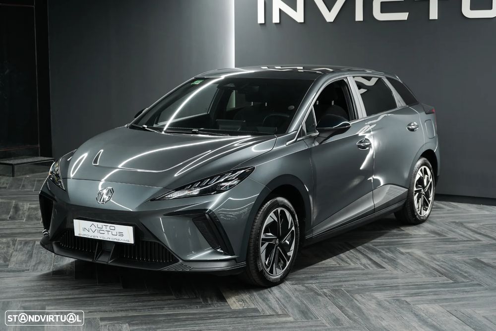 MG MG4 64 kWh Luxury - 11