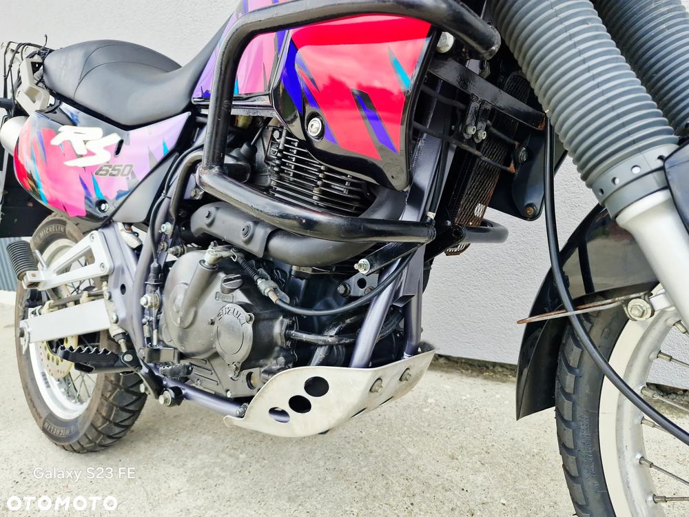 Suzuki DR - 28