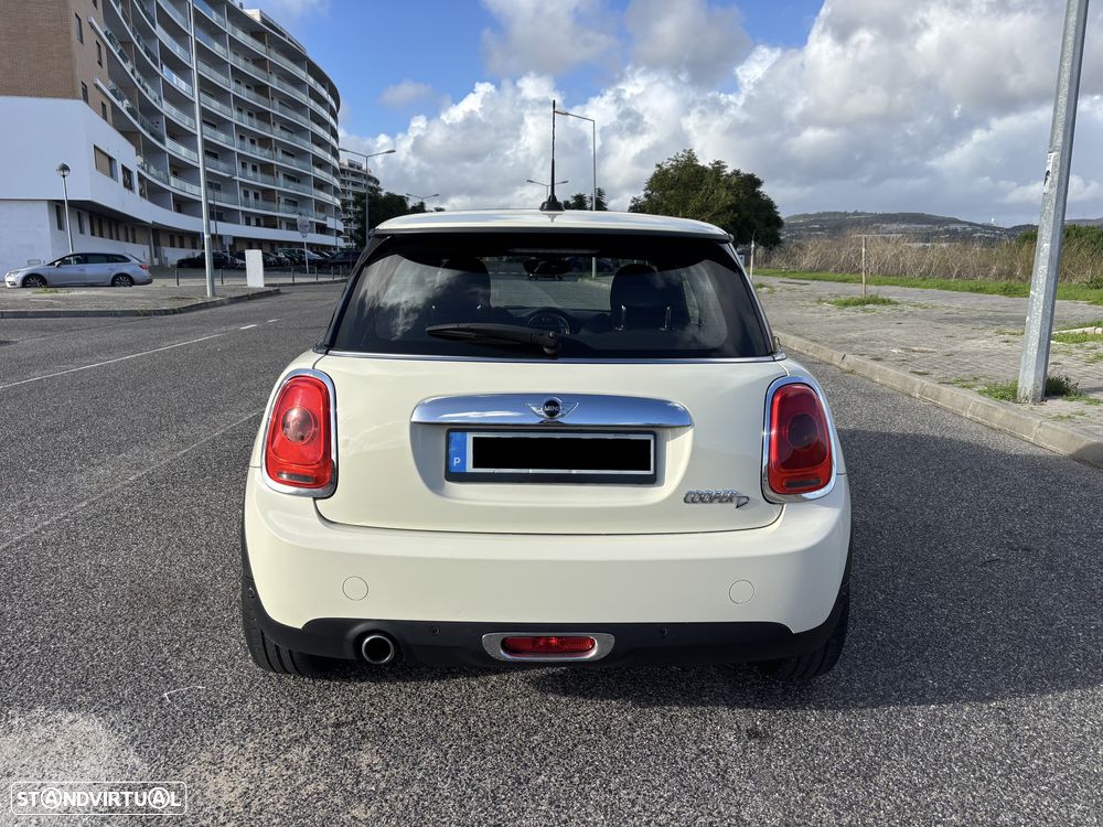 MINI 3 Portas Cooper D - 4