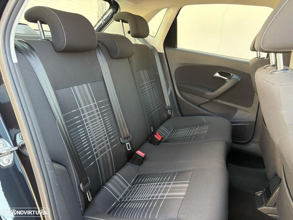 VW Polo 1.4 TDi Lounge - 24