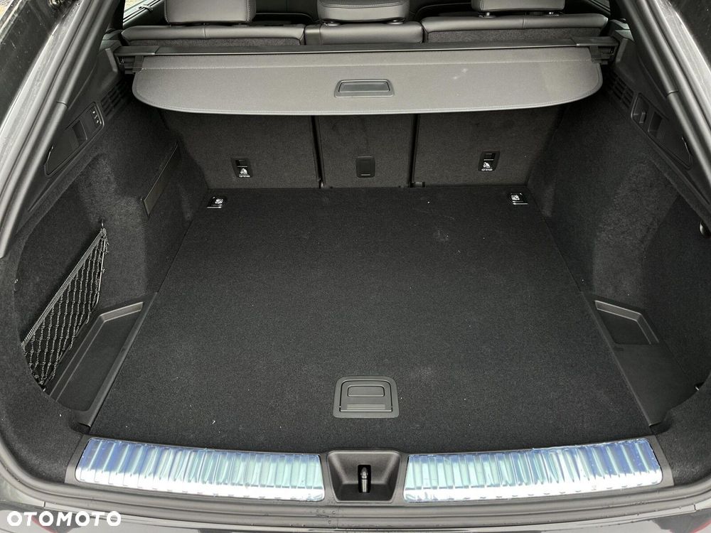 Audi Q5 Sportback - 12