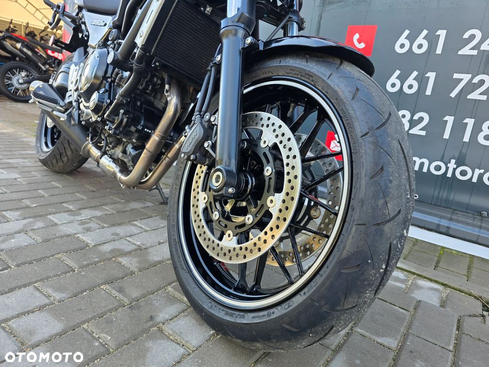Kawasaki Z 650 RS - 24