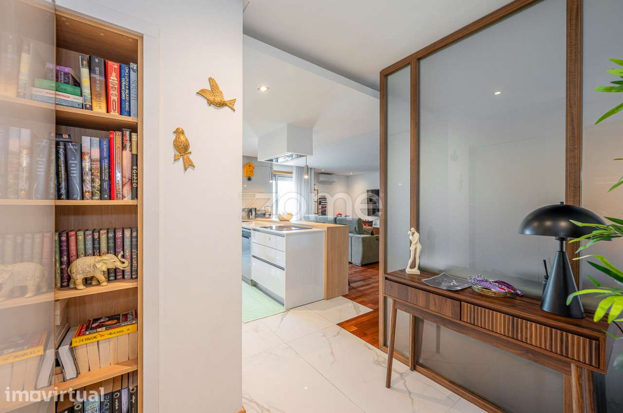 Apartamento T3 Remodelado com Varanda, Garagem e Arrumos na Maia - Grande imagem: 5/53