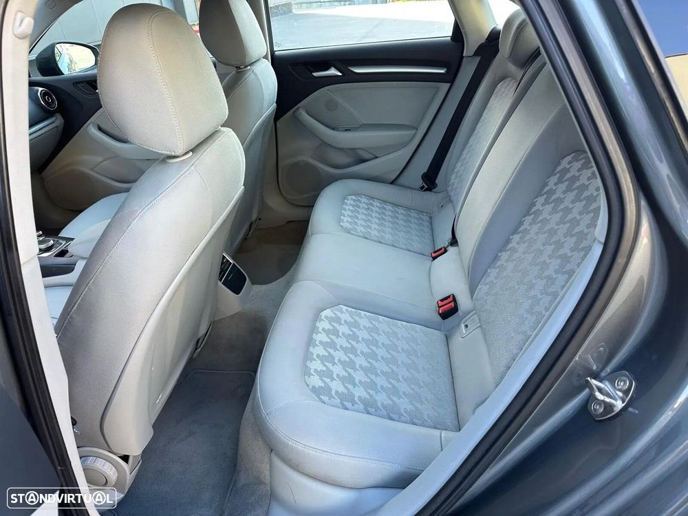 Audi A3 Limousine 1.6 TDI Advance - 15