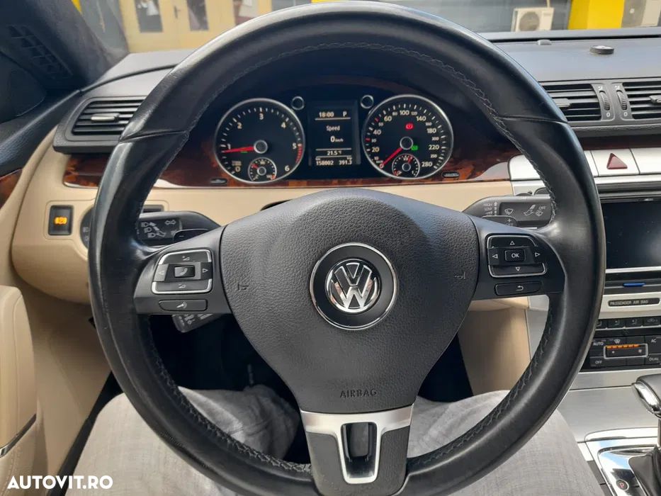 Volkswagen Passat 2.0 TDI DPF DSG Comfortline - 6