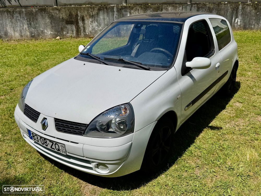 Renault Clio - 53