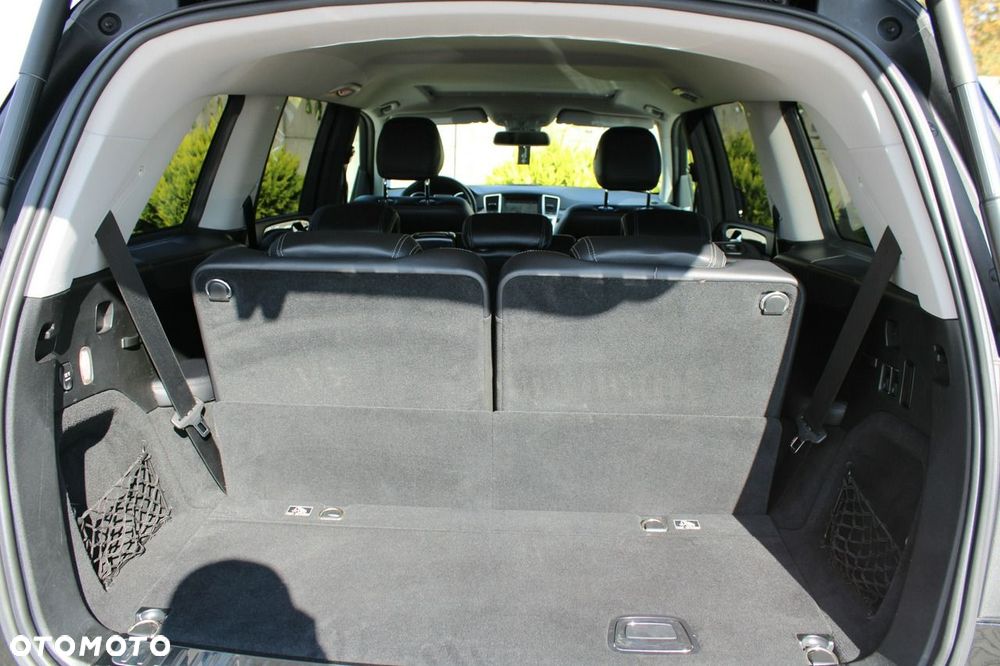 Mercedes-Benz GL - 39