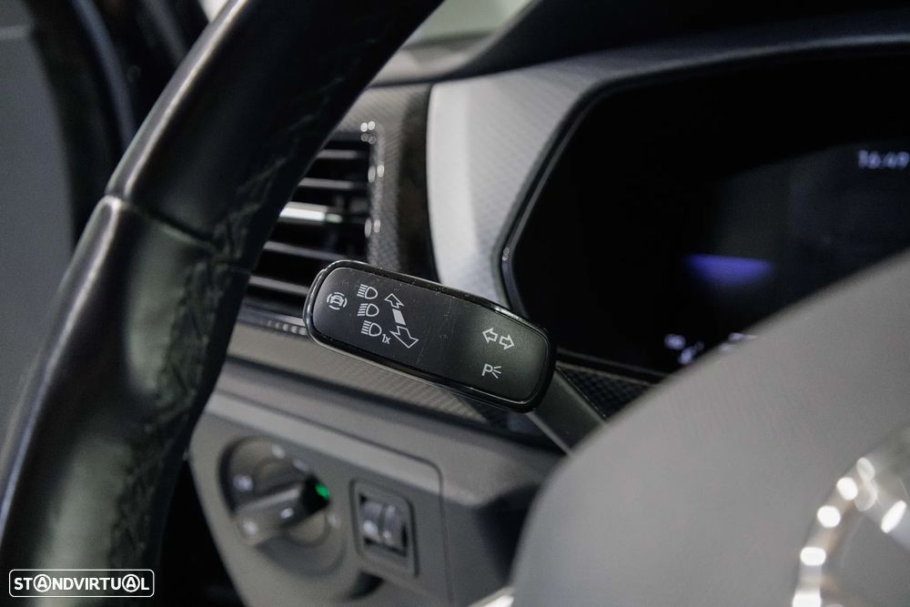 VW T-Cross 1.0 TSI Urban DSG Digital Cockpit Pro - 27