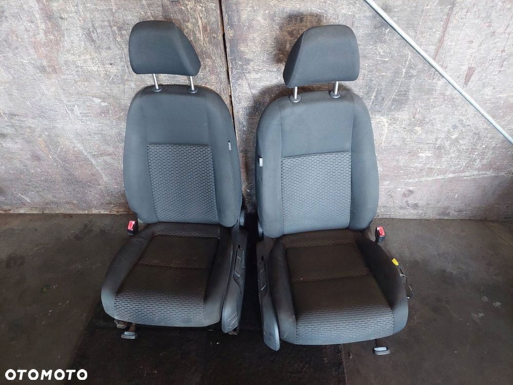 FOTELE KOMPLET LEWY PRAWY KANAPA TYŁ + BOCZKI VOLKSWAGEN GOLF VI HB 5D - 14