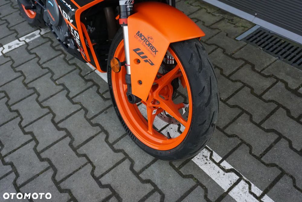 KTM RC 390 - 11