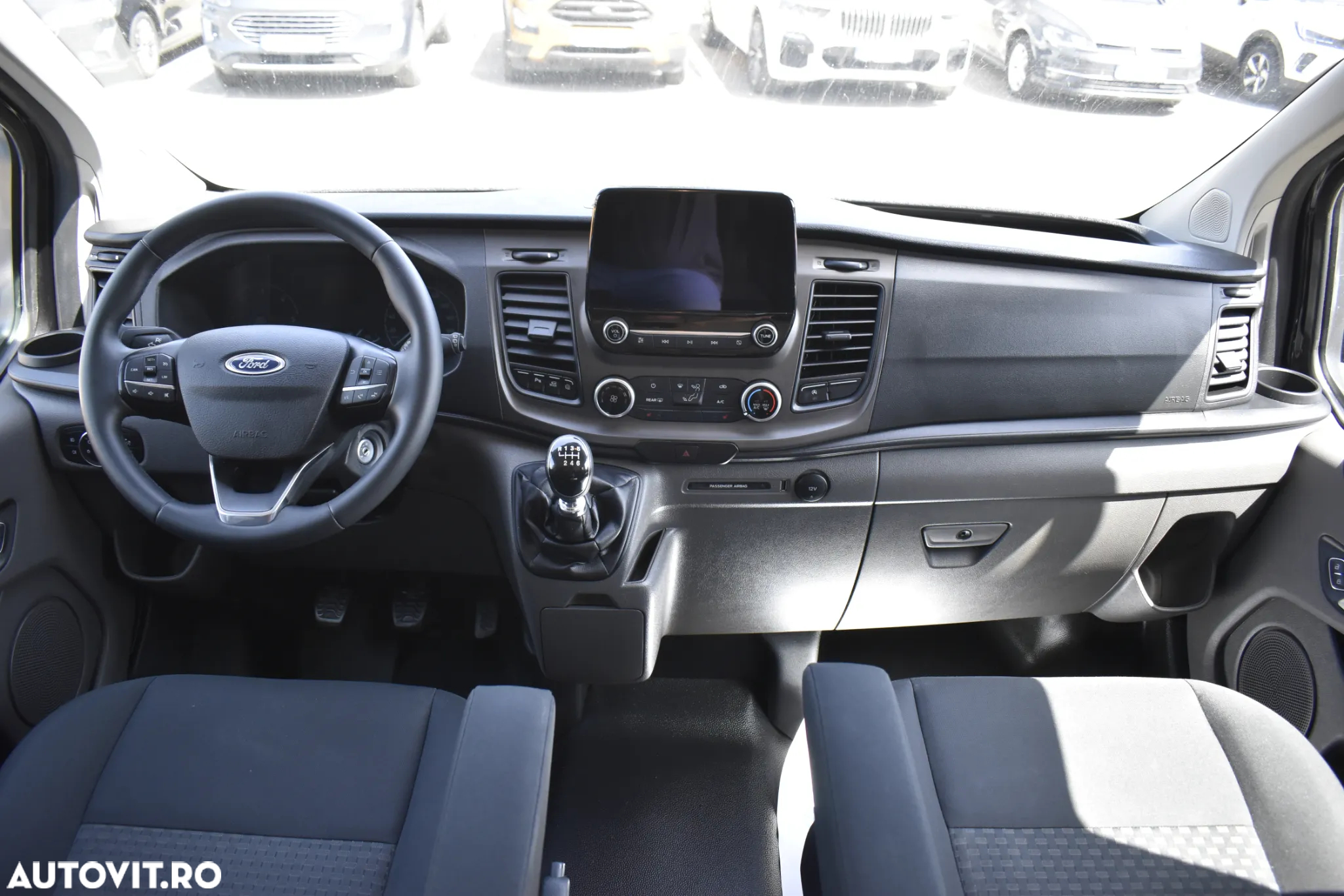 Ford Transit Custom Kombi 320 2.0 EcoBlue 130 CP L2H1 Trend - 24