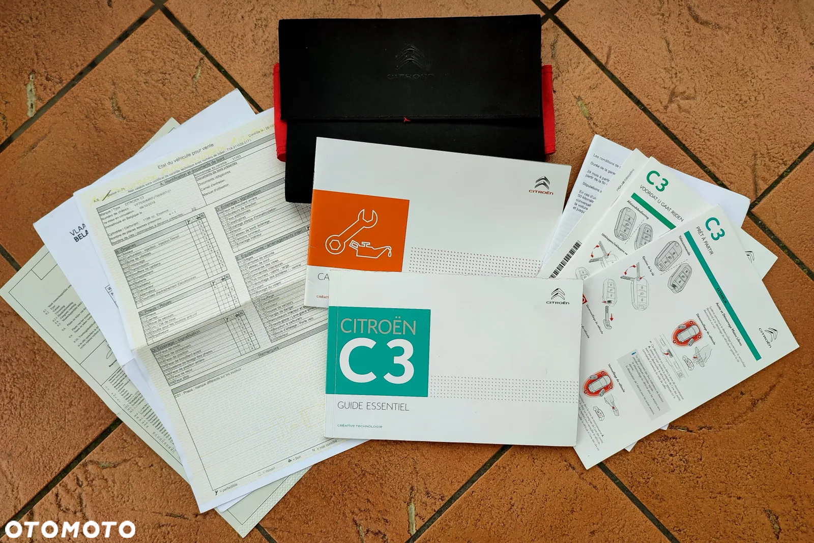 Citroën C3 1.2 PureTech Shine - 41