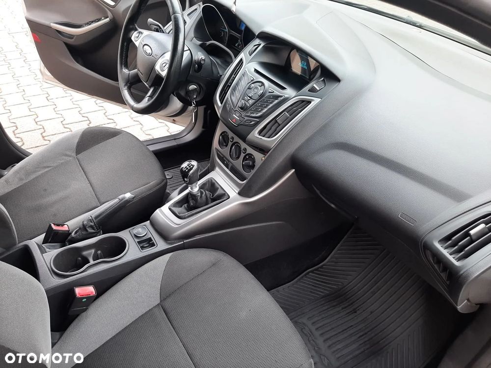 Ford Focus 1.6 TDCi Edition - 5