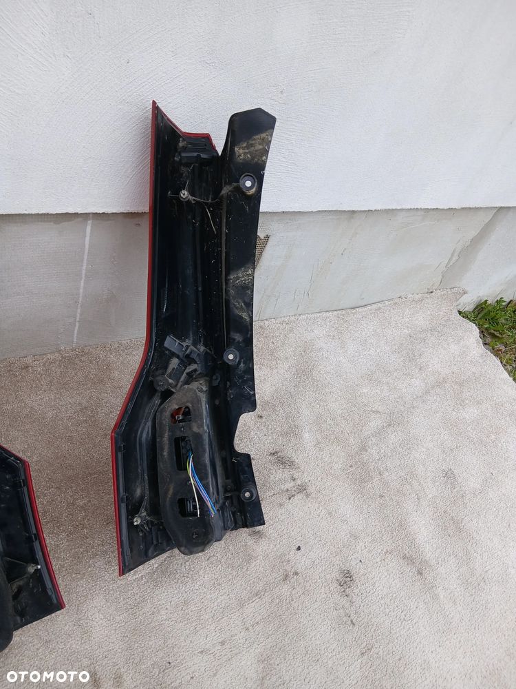 LAMPA TYLNA LEWA I PRAWA CITROEN C 4 PICASSO ROK 06/10 - 6