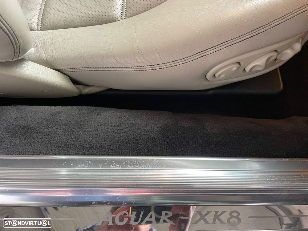 Jaguar XK XK8 4.0 Convertible Sport - 26