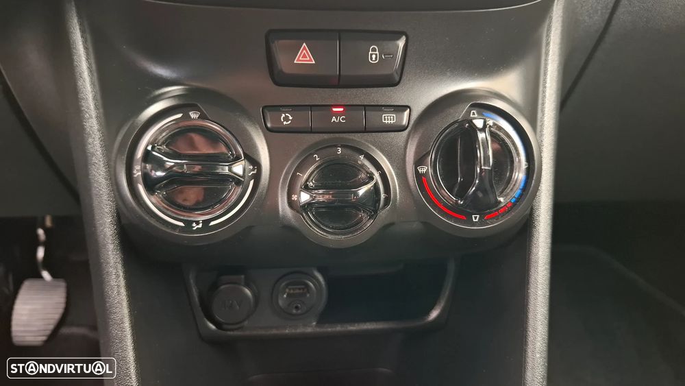 Peugeot 208 1.4 VTi Allure - 37