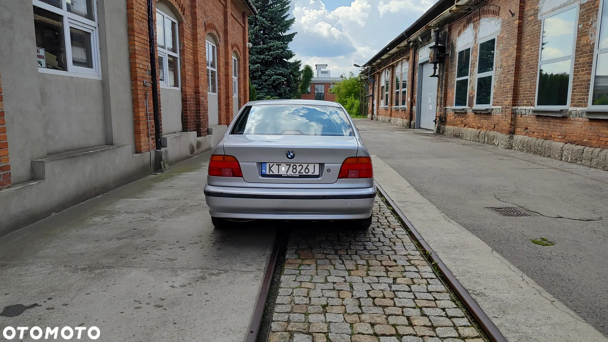 BMW Seria 5 520i - 10