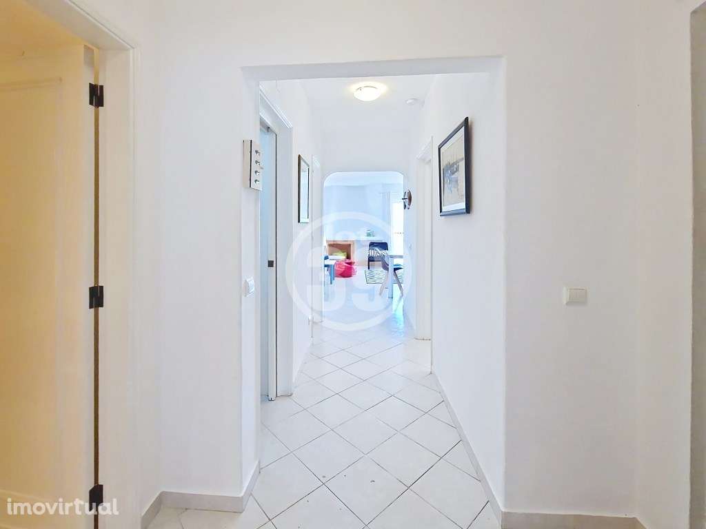 Fantástico apartamento com 2 quarto, tipo 'penthouse', com um enorm... - Grande imagem: 3/31