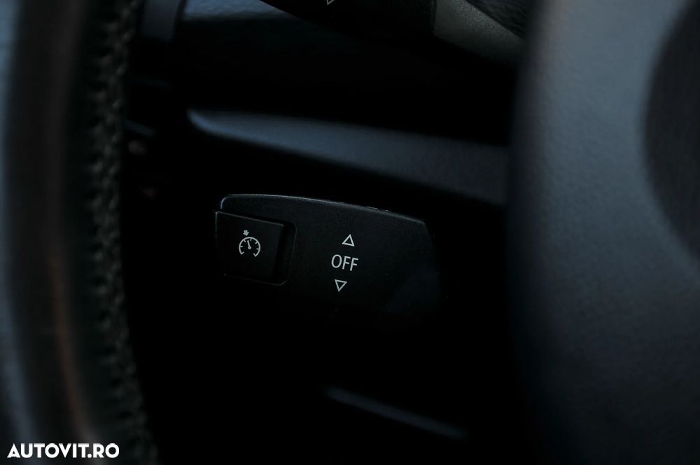 BMW Seria 1 116i - 20