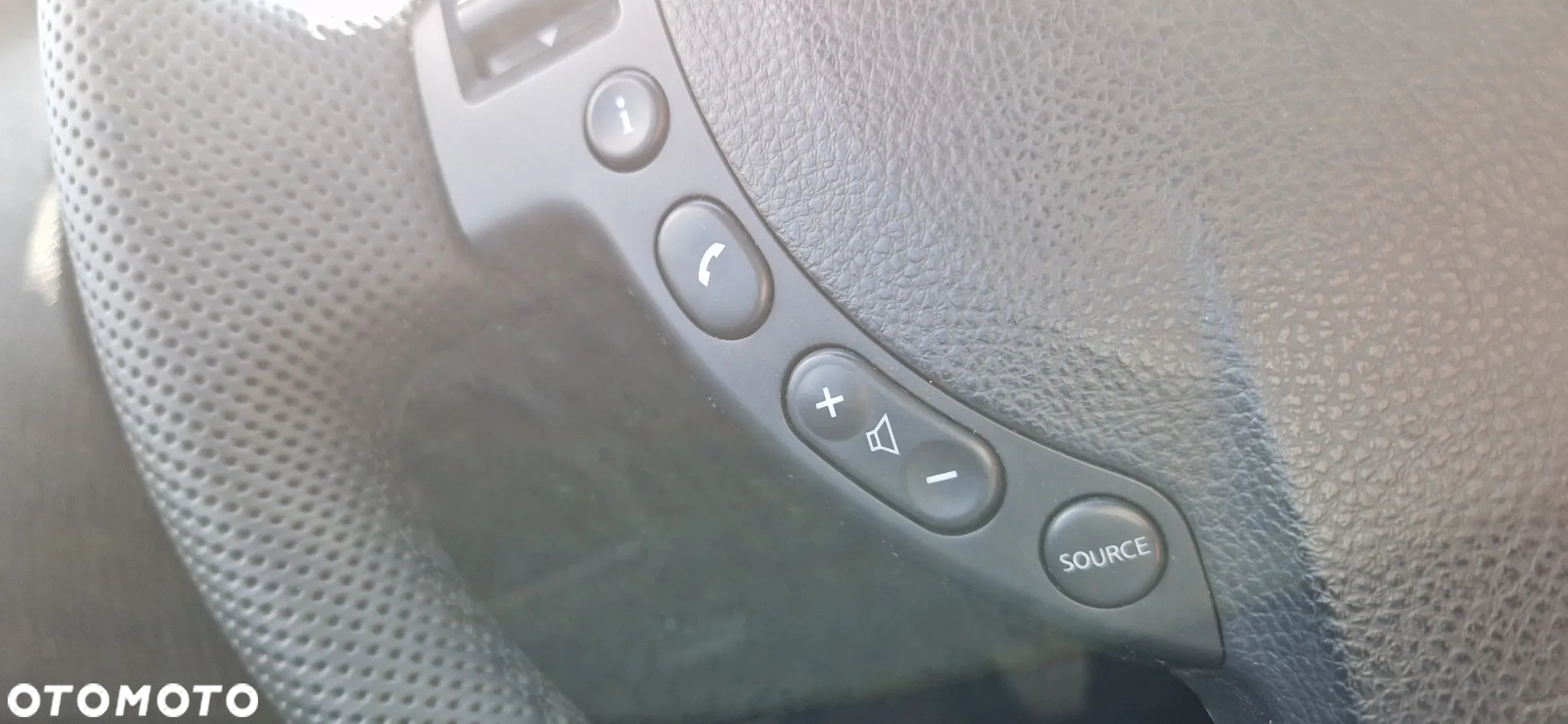 Nissan Qashqai+2 1.5 dCi Visia - 17