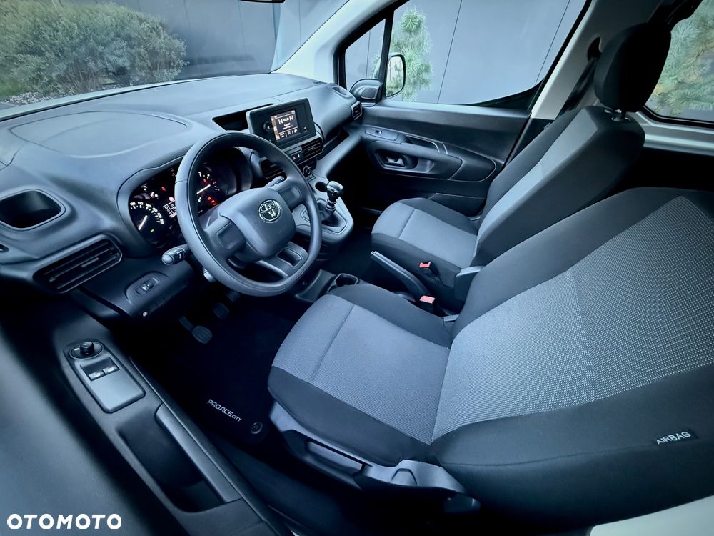 Toyota Proace City Verso Long 1.5 D-4D Business - 6