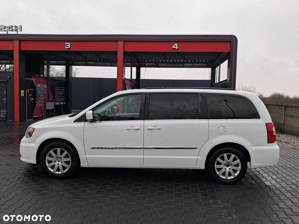 Chrysler Town & Country 3.6 Touring - 13