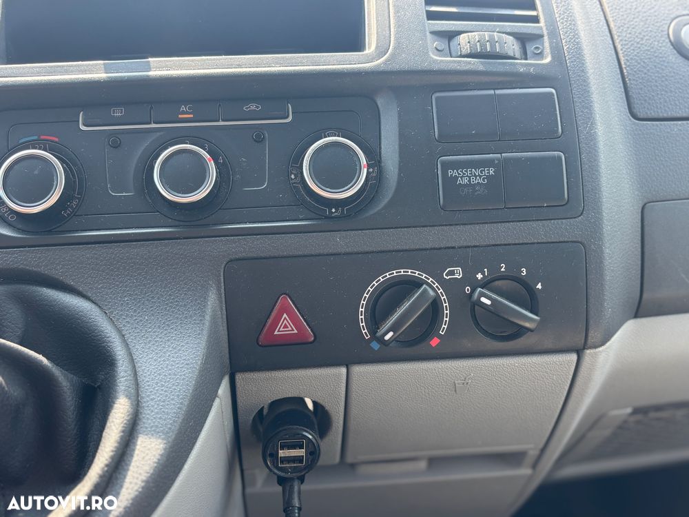 Volkswagen Transporter - 18
